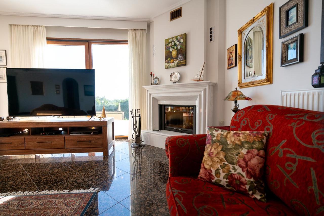 Villa Bougainvillea Epanomi Bagian luar foto